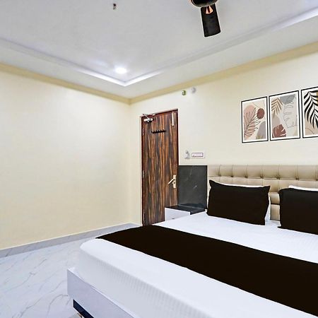 Super Hotel O Sri Vishnu Residency Kottapalli Bagian luar foto