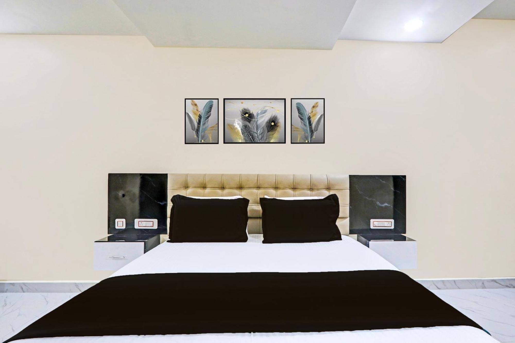 Super Hotel O Sri Vishnu Residency Kottapalli Bagian luar foto