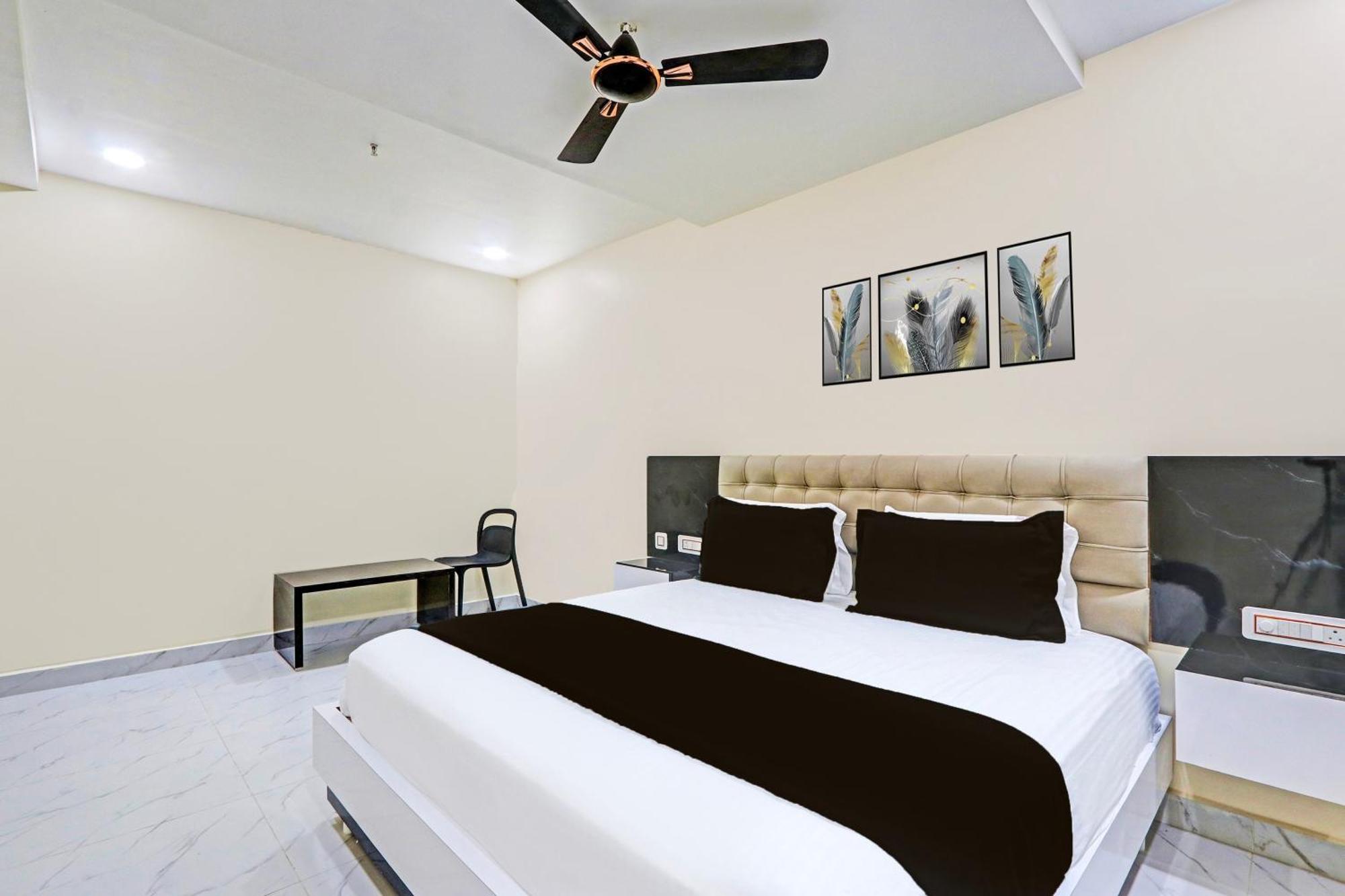 Super Hotel O Sri Vishnu Residency Kottapalli Bagian luar foto