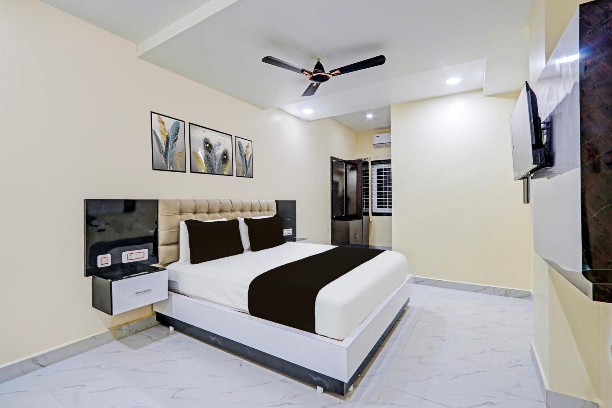 Super Hotel O Sri Vishnu Residency Kottapalli Bagian luar foto
